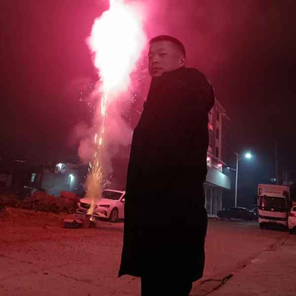 四川37岁单身帅哥真诚找对象-南昌征婚相亲网