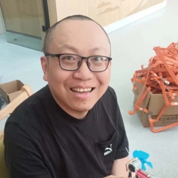 江苏42岁单身帅哥真诚找对象-南昌征婚相亲网